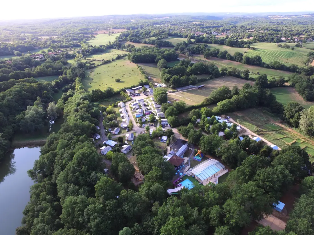 Flower Camping Le Lac aux Oiseaux 4 étoiles★★★★