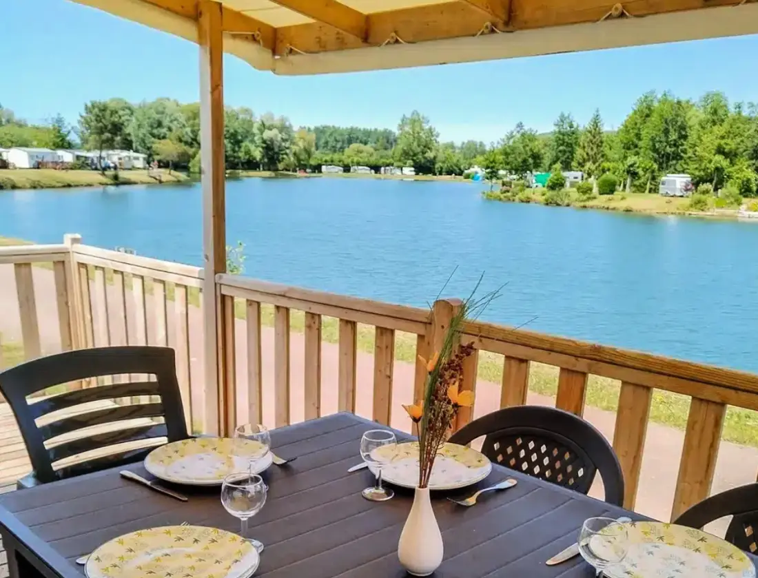Flower Camping Des 2 Rivières 3 étoiles★★★