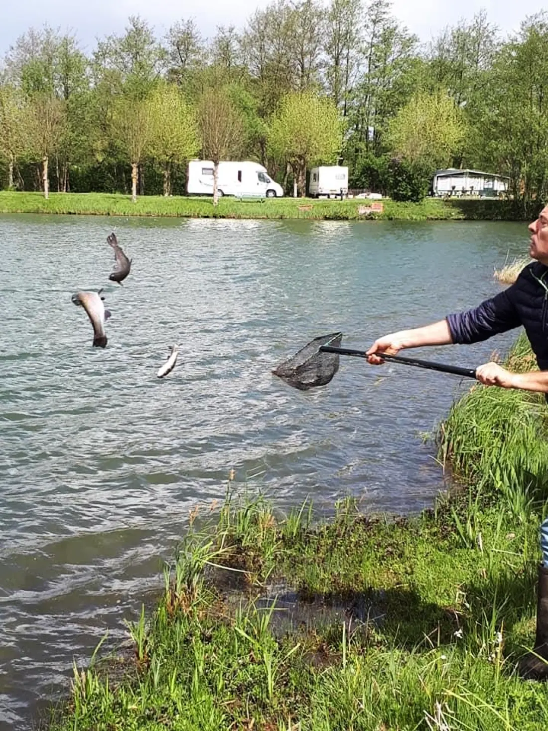 Flower Camping Des 2 Rivières 3 étoiles★★★