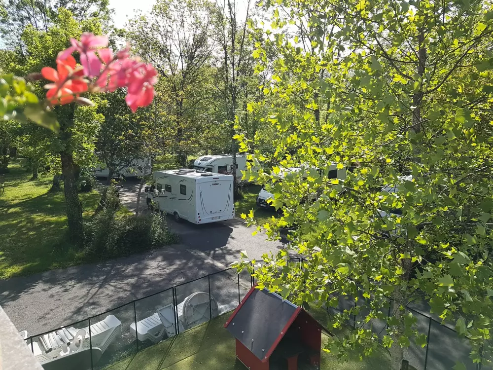 Camping Uhaitza Le Saison 3 étoiles★★★