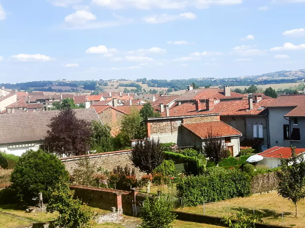 Maison de Vacances Maurs-la-Jolie