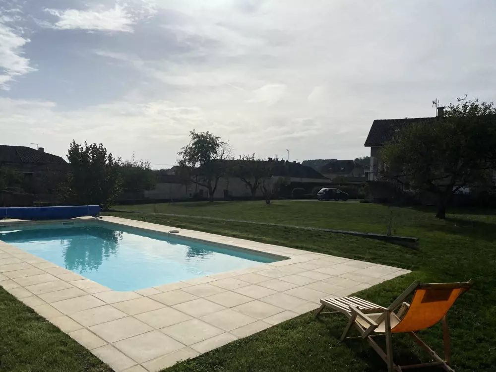 Maison de Vacances Maurs-la-Jolie