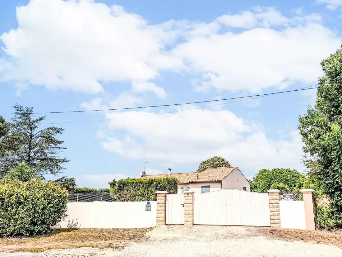 Maison de Vacances Mauze sur le Mignon
