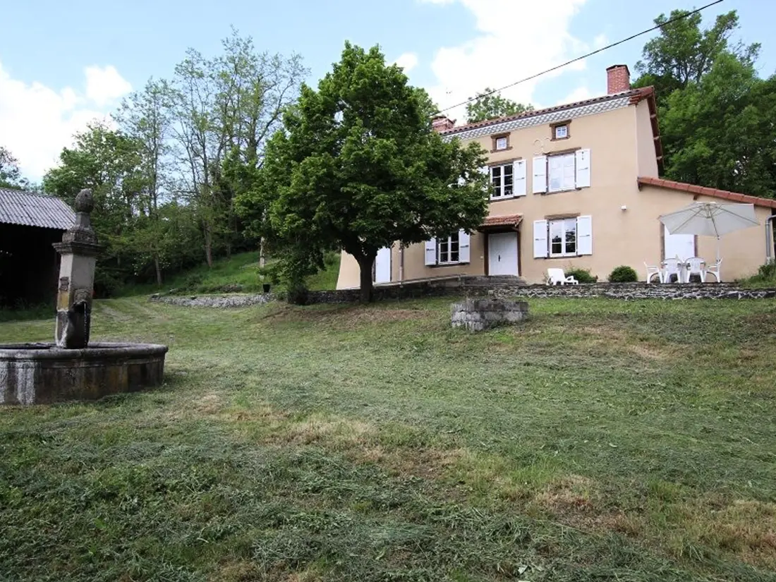 Maison de Vacances Mazerat-Aurouze 5