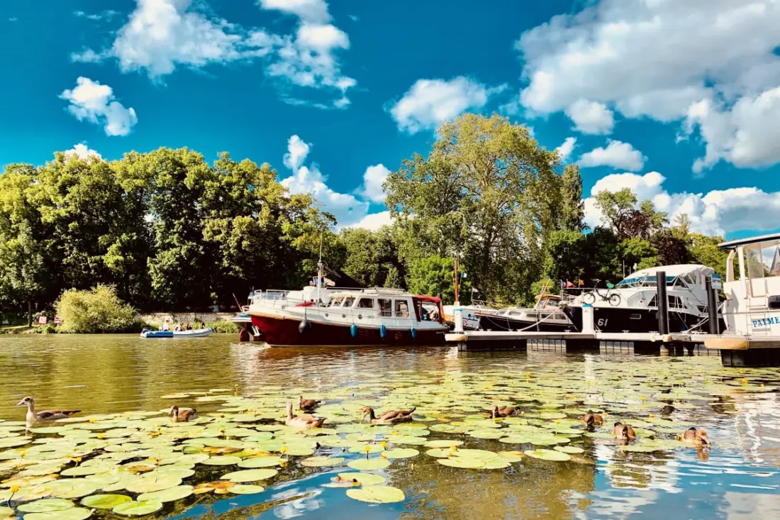 Au Fil De L'eau