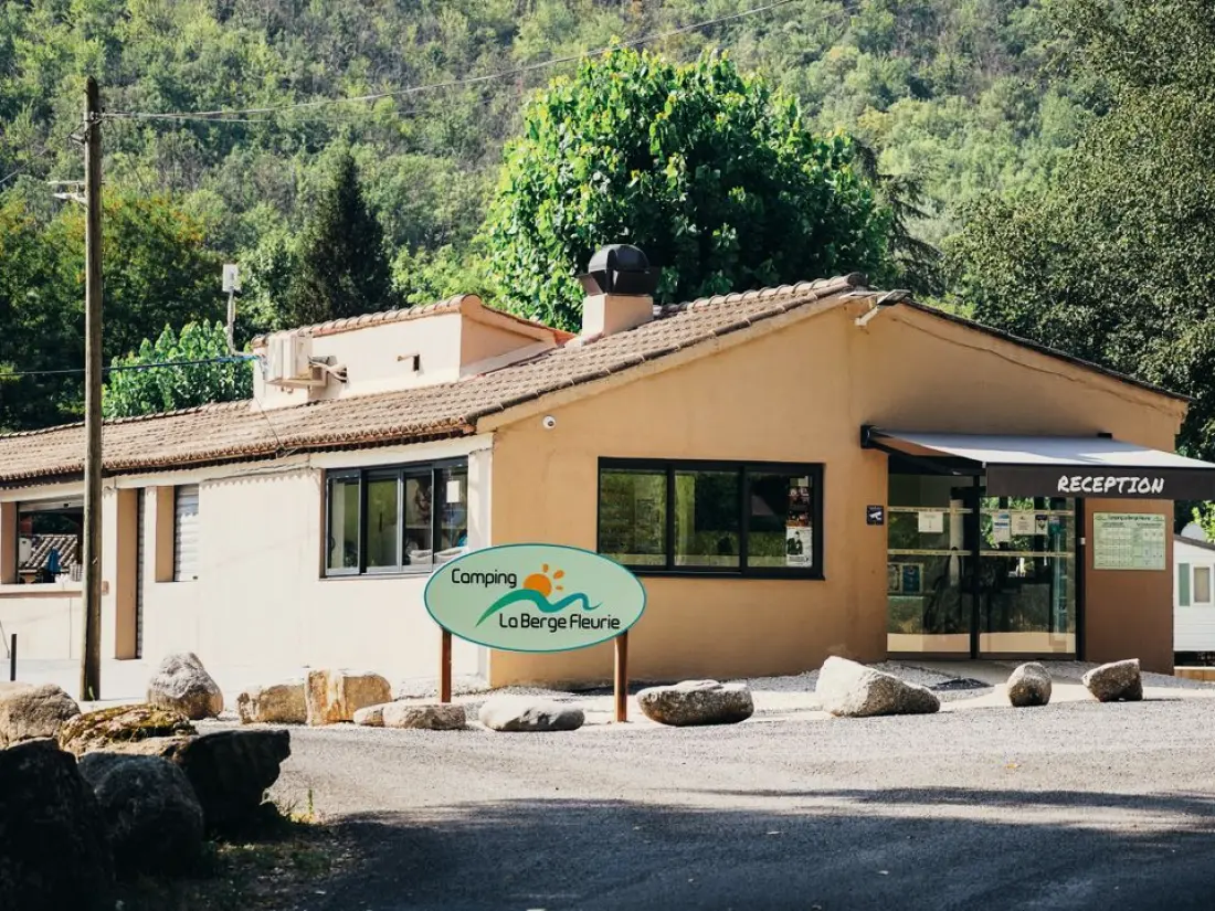 Camping La Berge Fleurie 4 étoiles★★★★