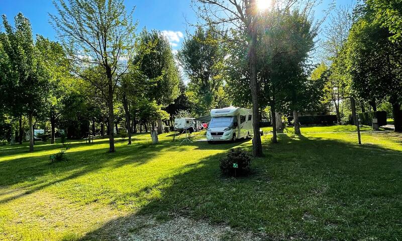 Flower Camping Saint Lambert *** - Millau - 3
