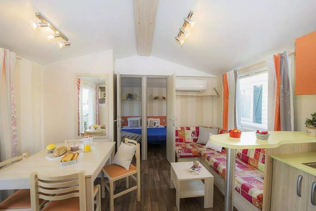 Camping Les Gorges de Provence - Montagnac-Montpezat - 46