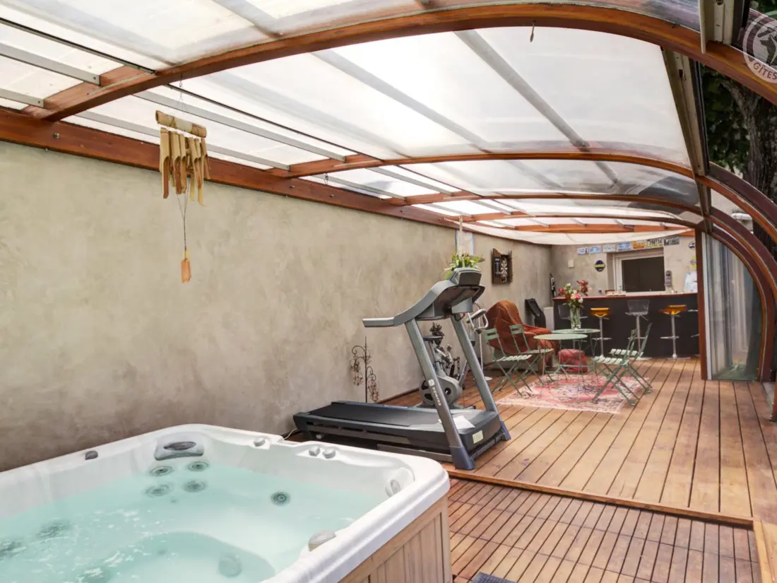 Maison de Vacances MONTBRISON 3