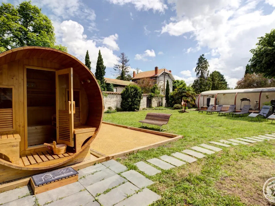 Maison de Vacances MONTBRISON 3