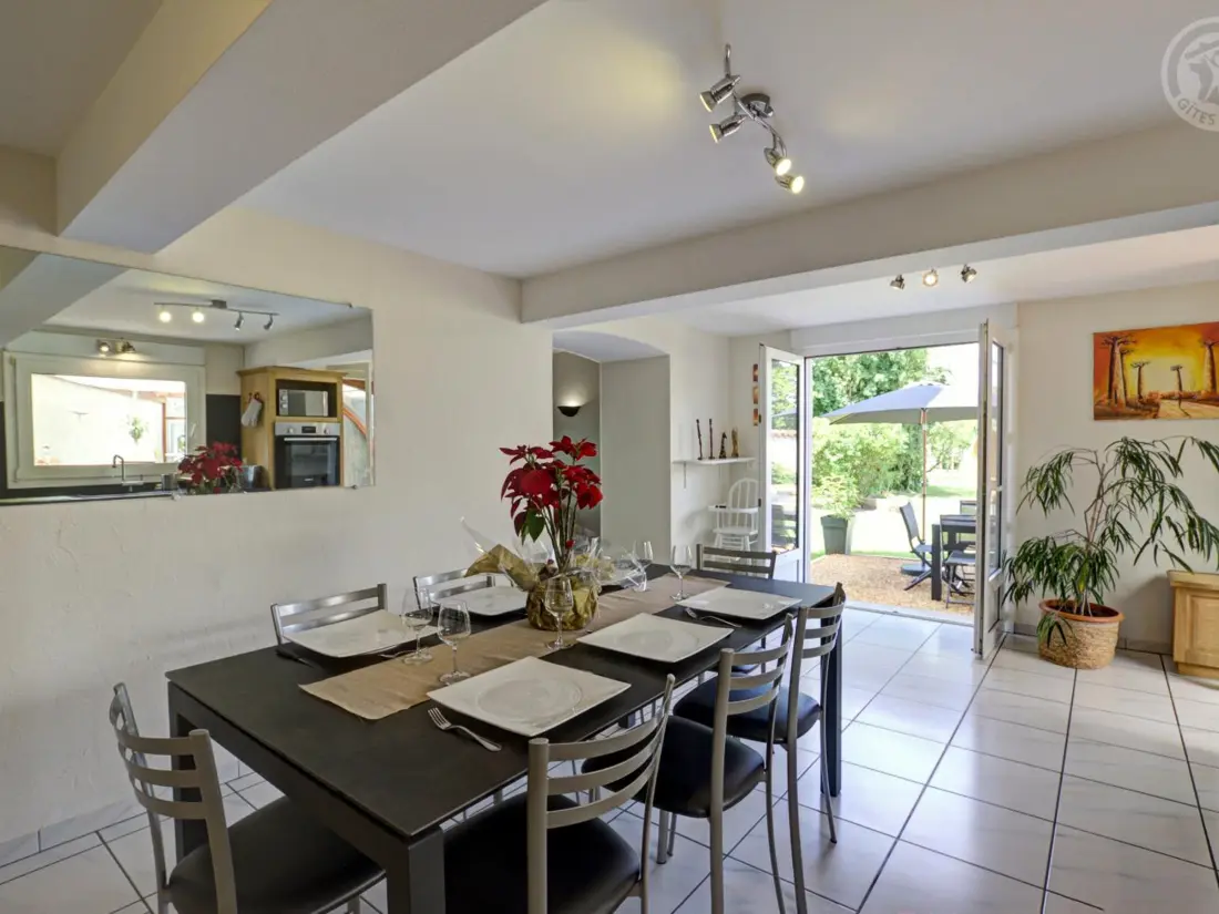 Maison de Vacances MONTBRISON 3