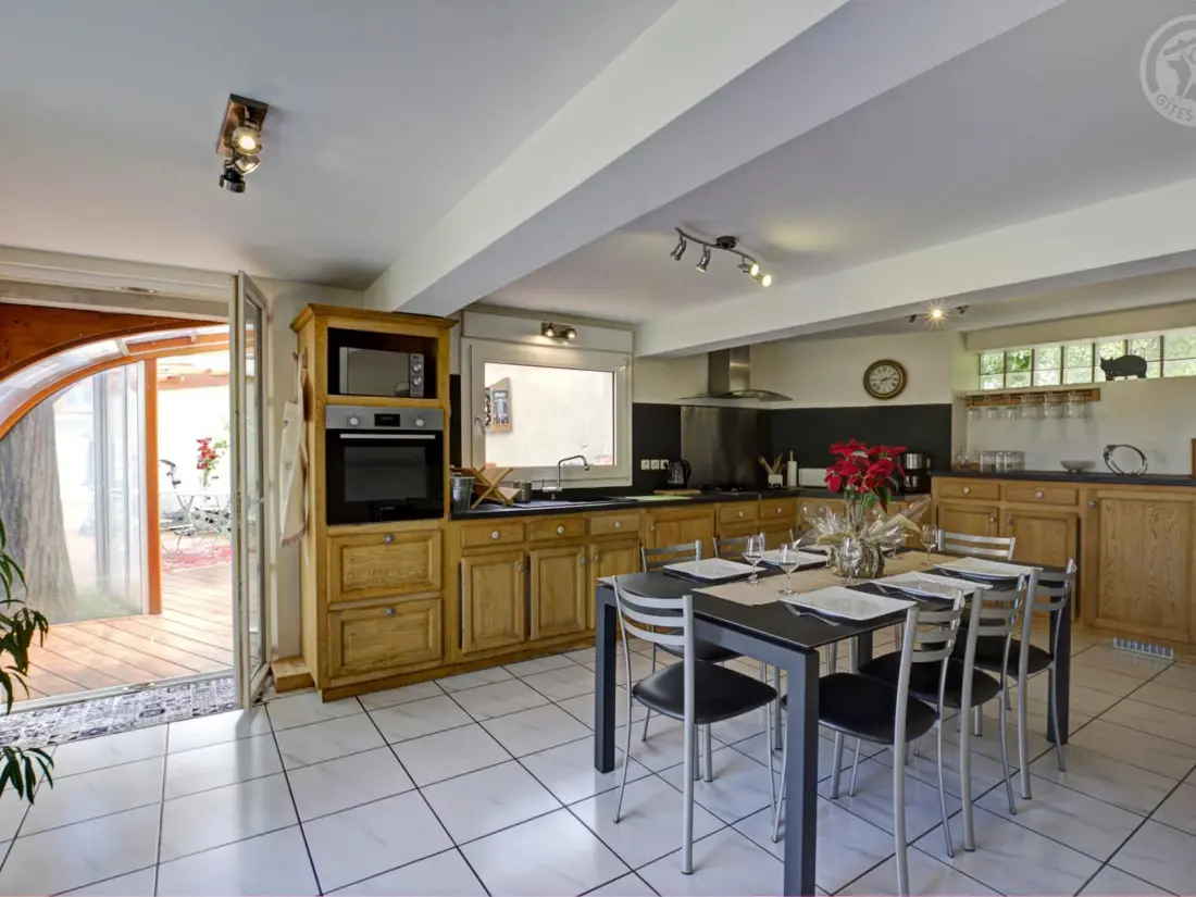 Maison de Vacances MONTBRISON 3