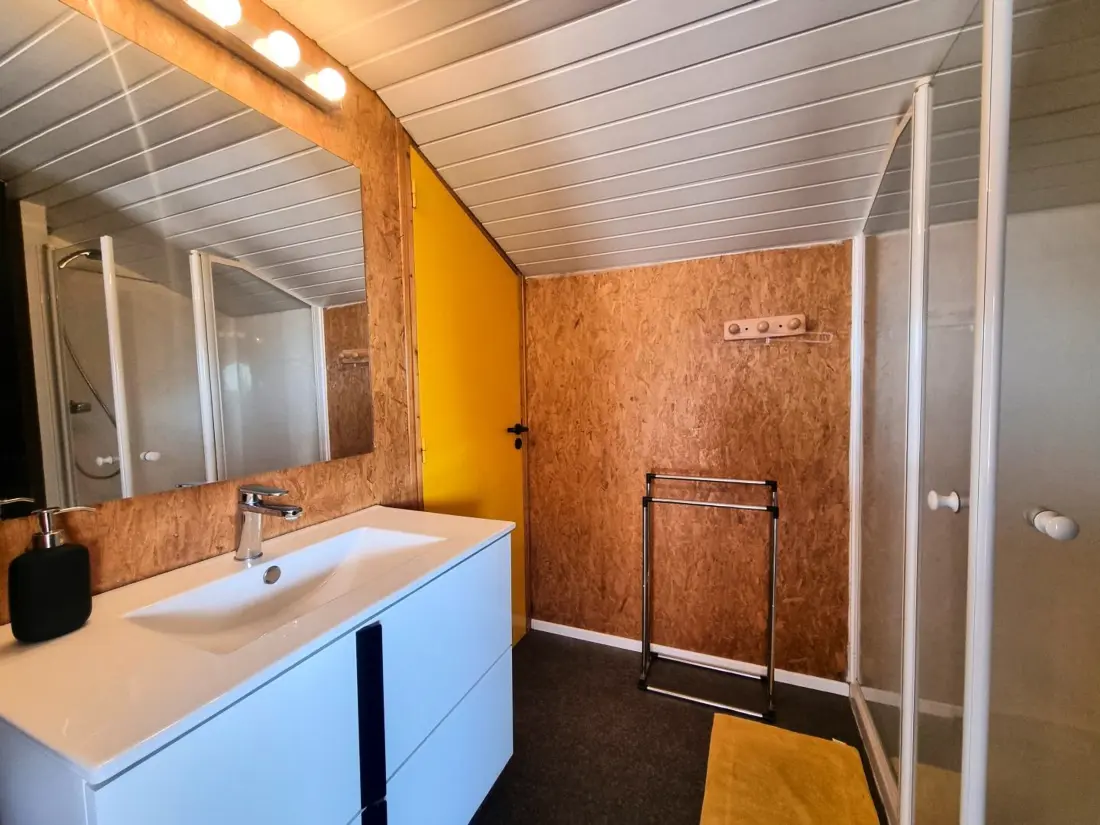 Maison de Vacances MONTBRISON 4