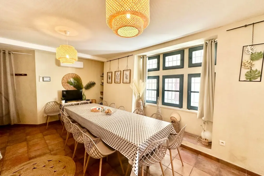 Maison Cosy Lodge, 15 P, Clim, Wifi, Cour, Garage