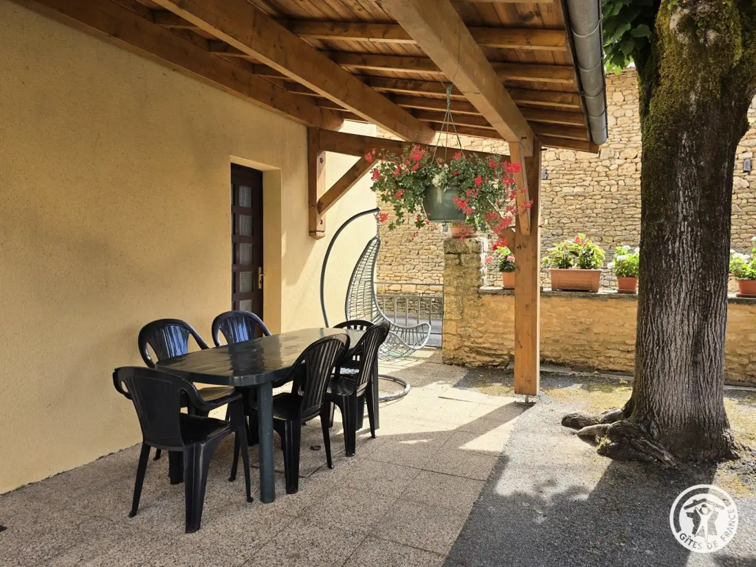 Maison de Vacances MONTIGNAC-LASCAUX 2