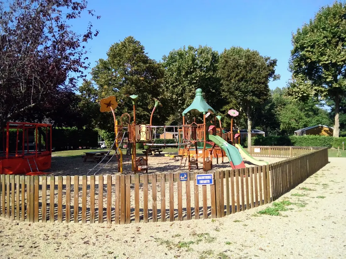 Camping Paradis Nobis d'Anjou 4 étoiles★★★★