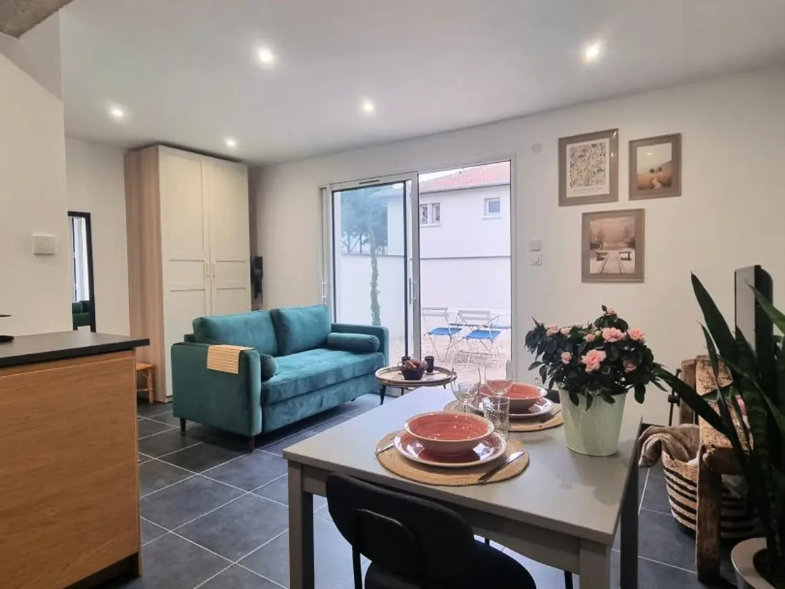 Maison de Vacances Montrond-les-Bains 2
