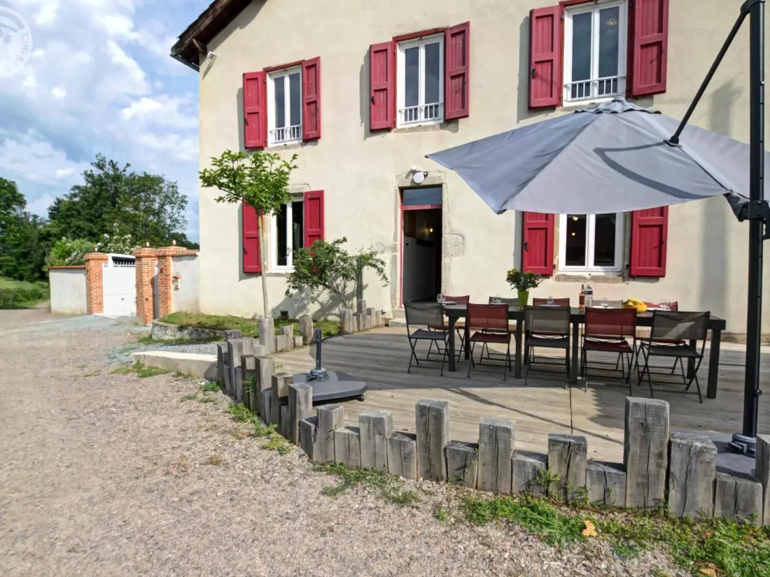 Maison de Vacances MORNAND-EN-FOREZ