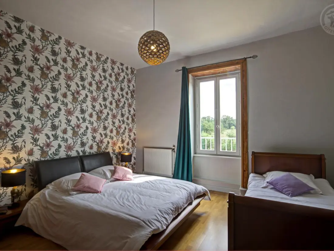Maison de Vacances MORNAND-EN-FOREZ