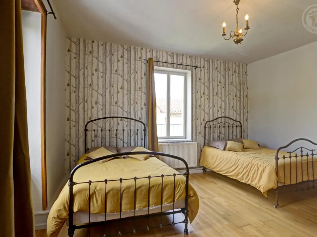 Maison de Vacances MORNAND-EN-FOREZ