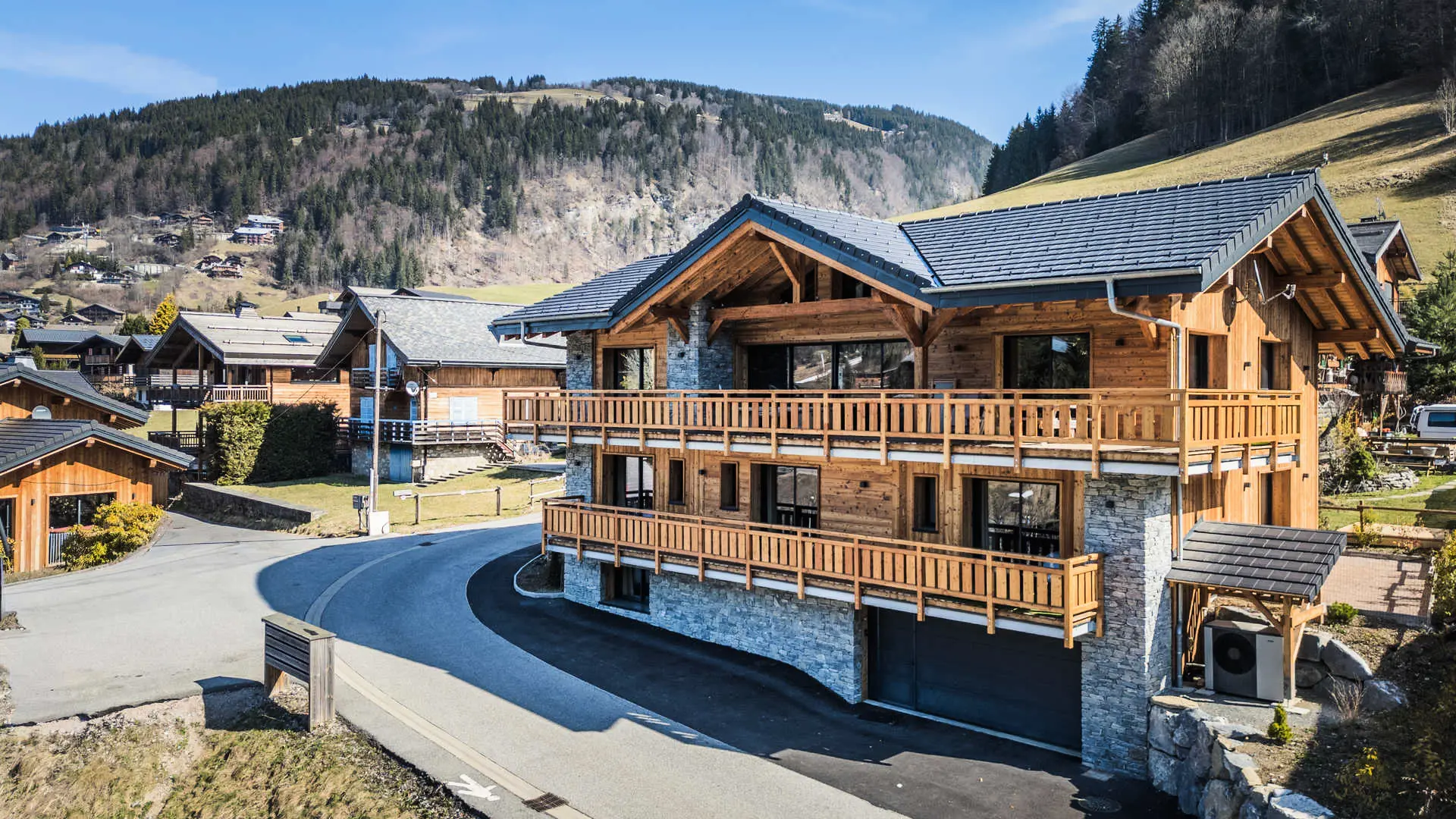 Chalet Athena - - Morzine - 1