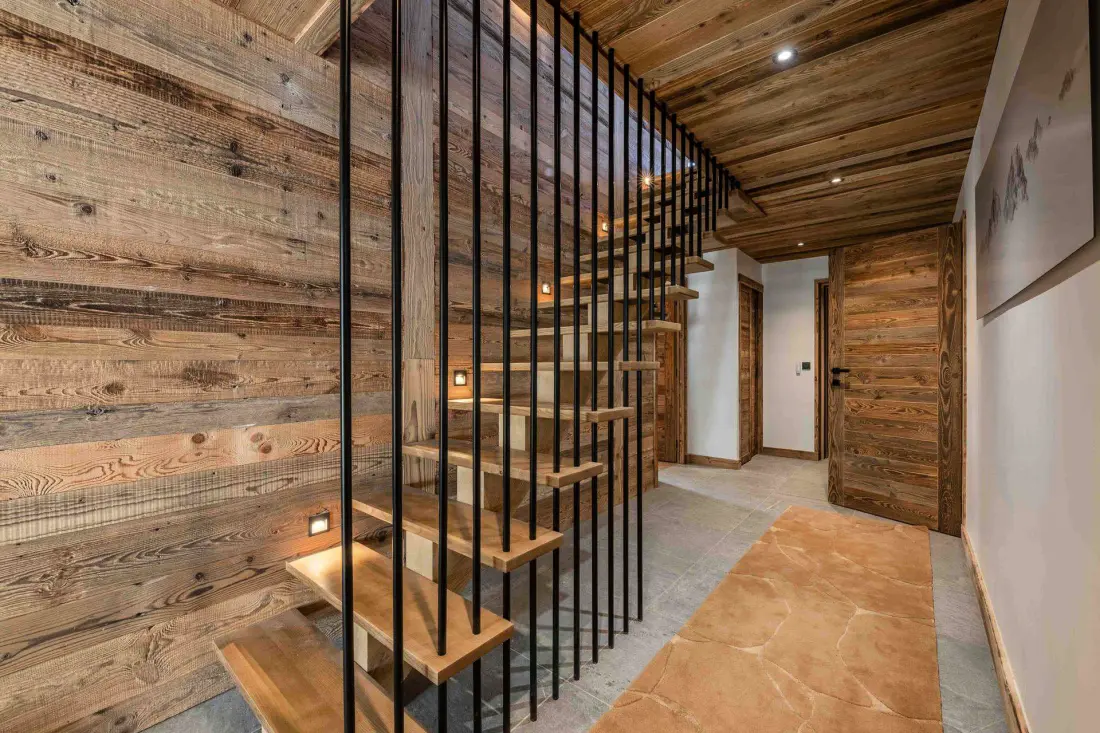 Chalet Crystal