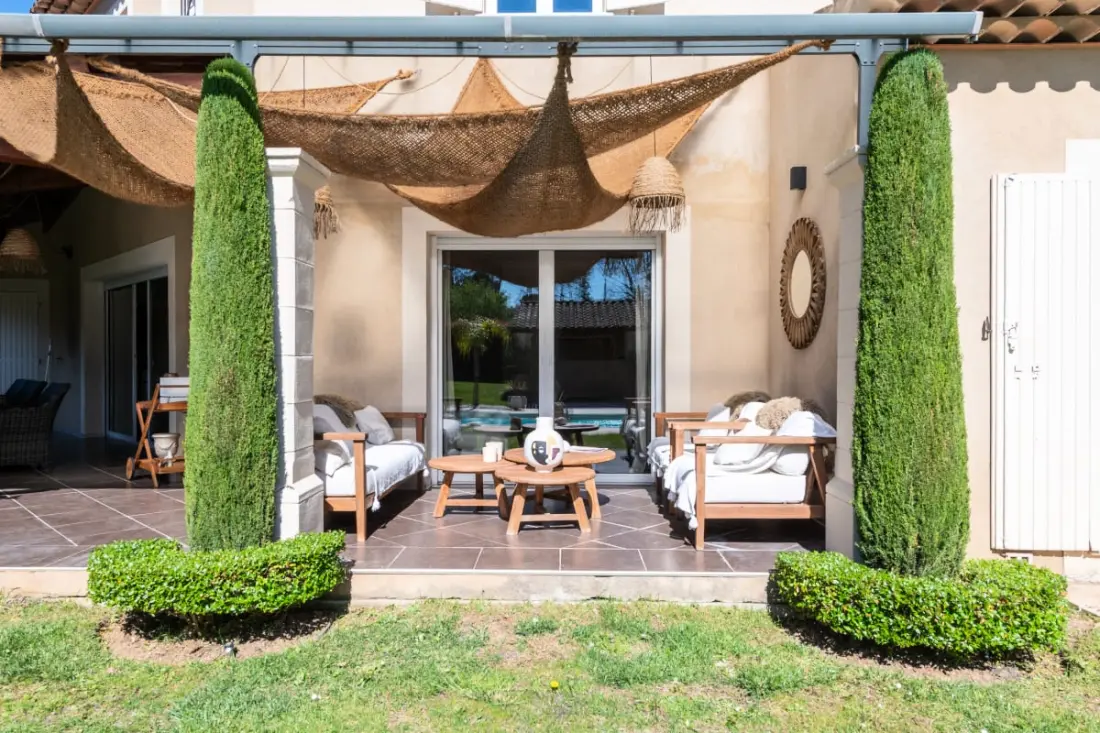 Résidence Villa 205m² Piscine Chauffée – Proche Cannes