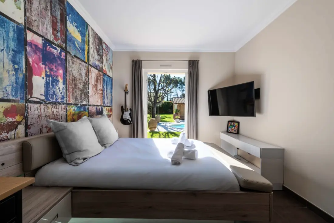 Résidence Villa 205m² Piscine Chauffée – Proche Cannes