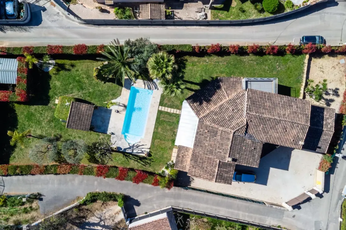Résidence Villa 205m² Piscine Chauffée – Proche Cannes
