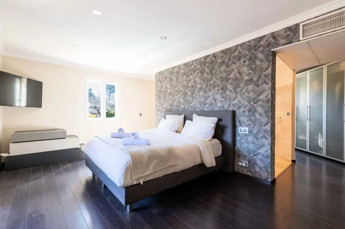 Résidence Villa 205m² Piscine Chauffée – Proche Cannes