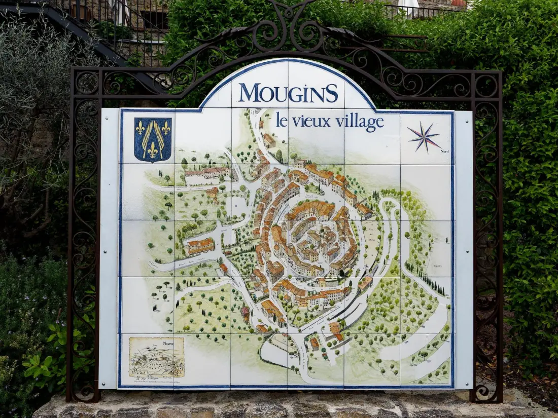 Résidence Moderne Wohnung in Mougins mit eigenem Garten