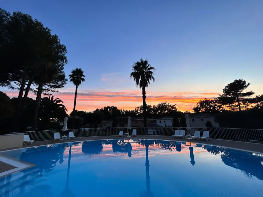 Résidence Wohnung in Mougins mit Gepflegtem Garten