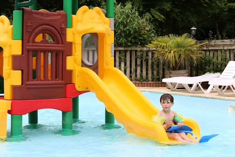 Camping Paradis Le Val de Trie 4 étoiles★★★★