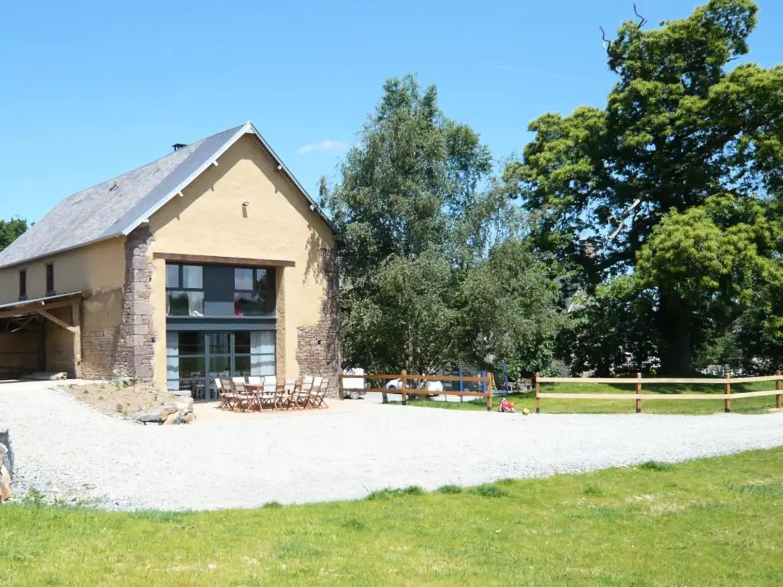 Maison de Vacances Moyon 5