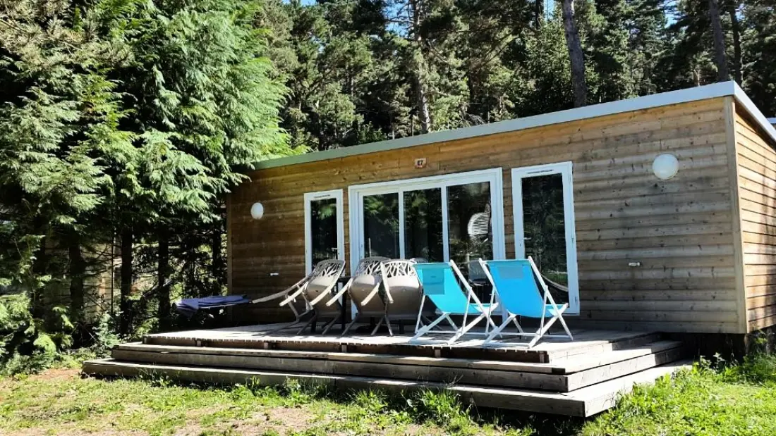Village Vacances du Lac Chambon 3 étoiles★★★