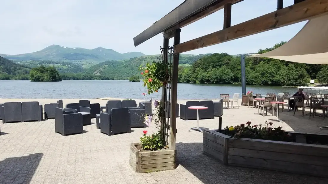 Village Vacances du Lac Chambon 3 étoiles★★★