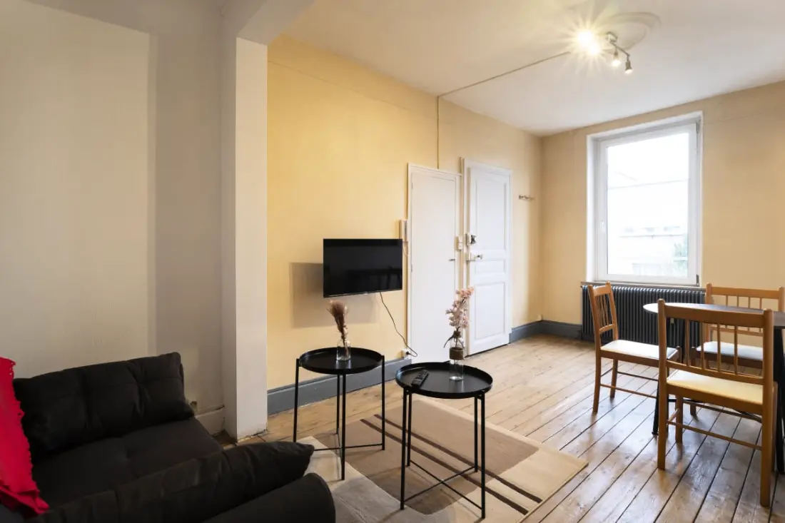 Hôtel Des Cousines - Capucine / Appartement 4 Personnes Nancy