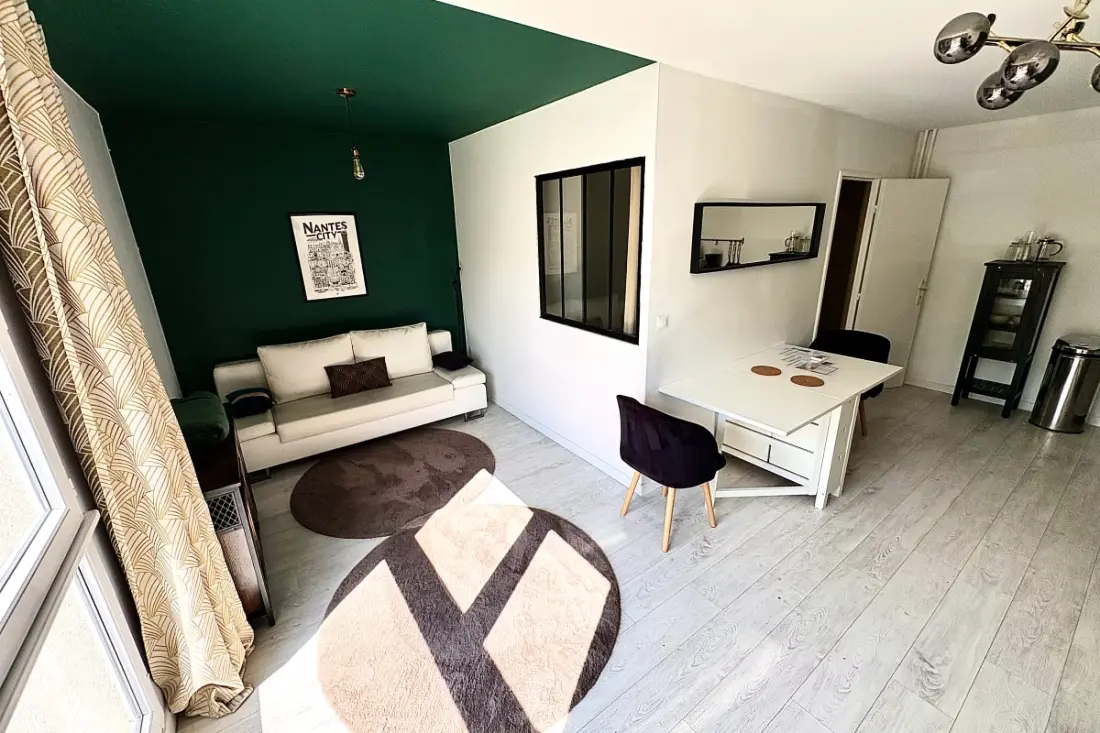 Bel Appartement De 54 M² En Bord De Loire