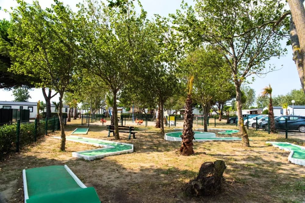 Camping La Côte des Roses 4 étoiles★★★★