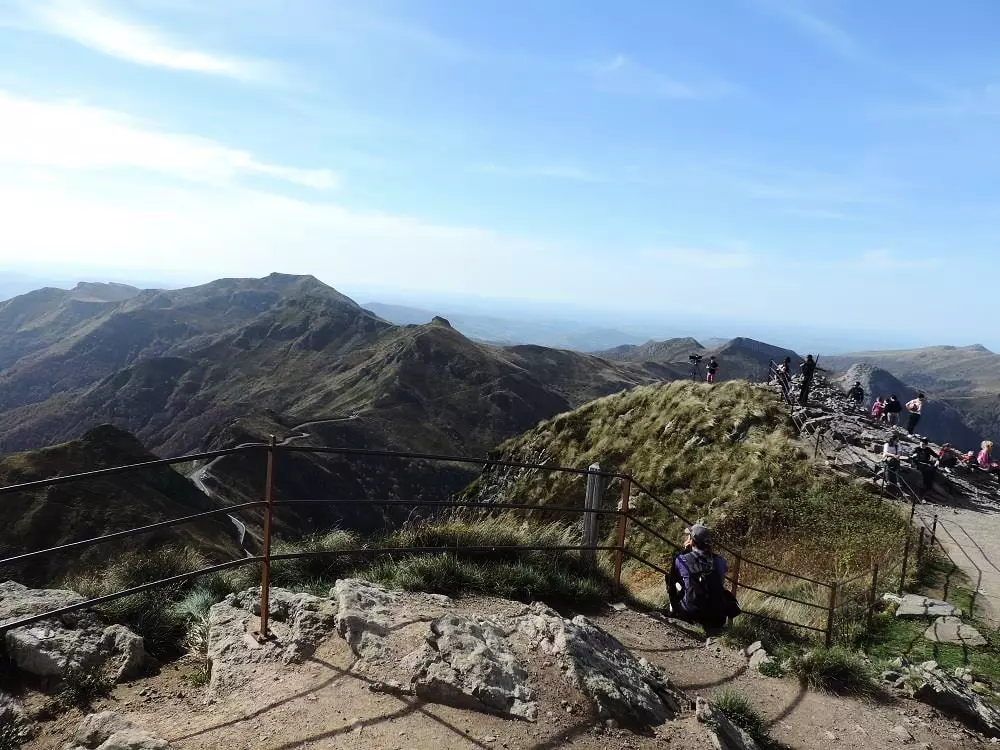 Flower Camping Le Belvédère - Auvergne - Cantal **** - Neuvéglise-sur-Truyère - 48