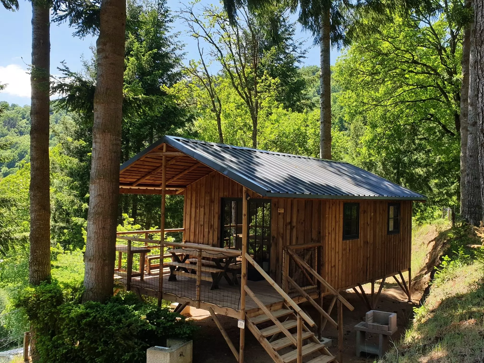 Flower Camping Le Belvédère - Auvergne - Cantal **** - Neuvéglise-sur-Truyère - 5