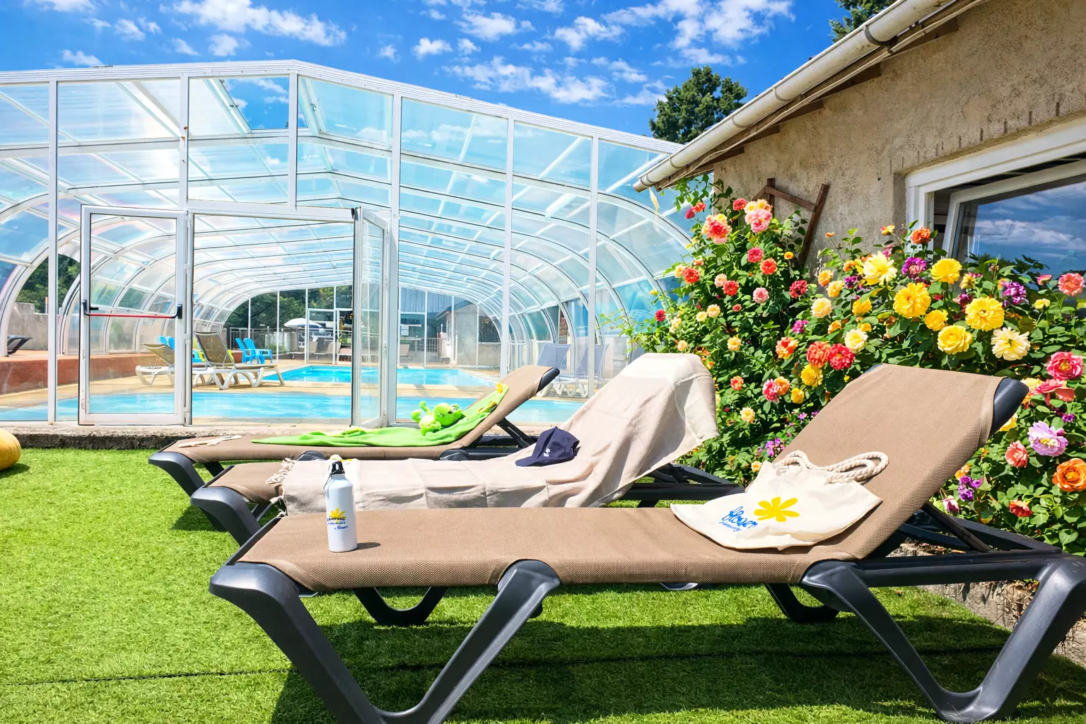 Flower Camping Le Belvédère - Auvergne - Cantal **** - Neuvéglise-sur-Truyère - 1