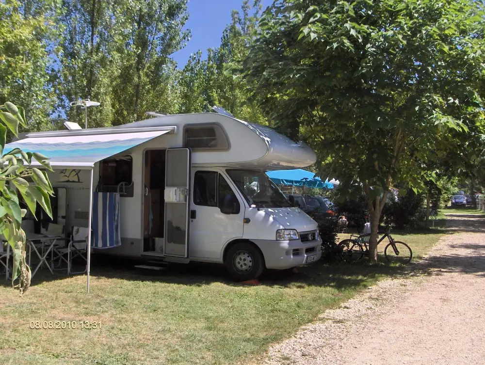 Camping Le Plein Air Neuvicois 3 étoiles★★★