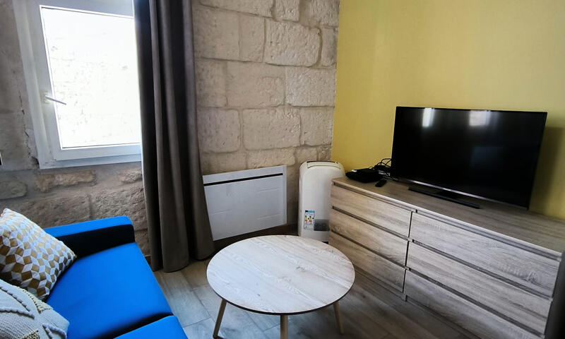 Appartements à Nîmes - - Nîmes - 1
