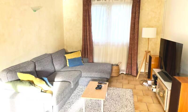 Grand Logement Au Calme Près De Paris à Côté Métro - - Noisy le Sec - 2