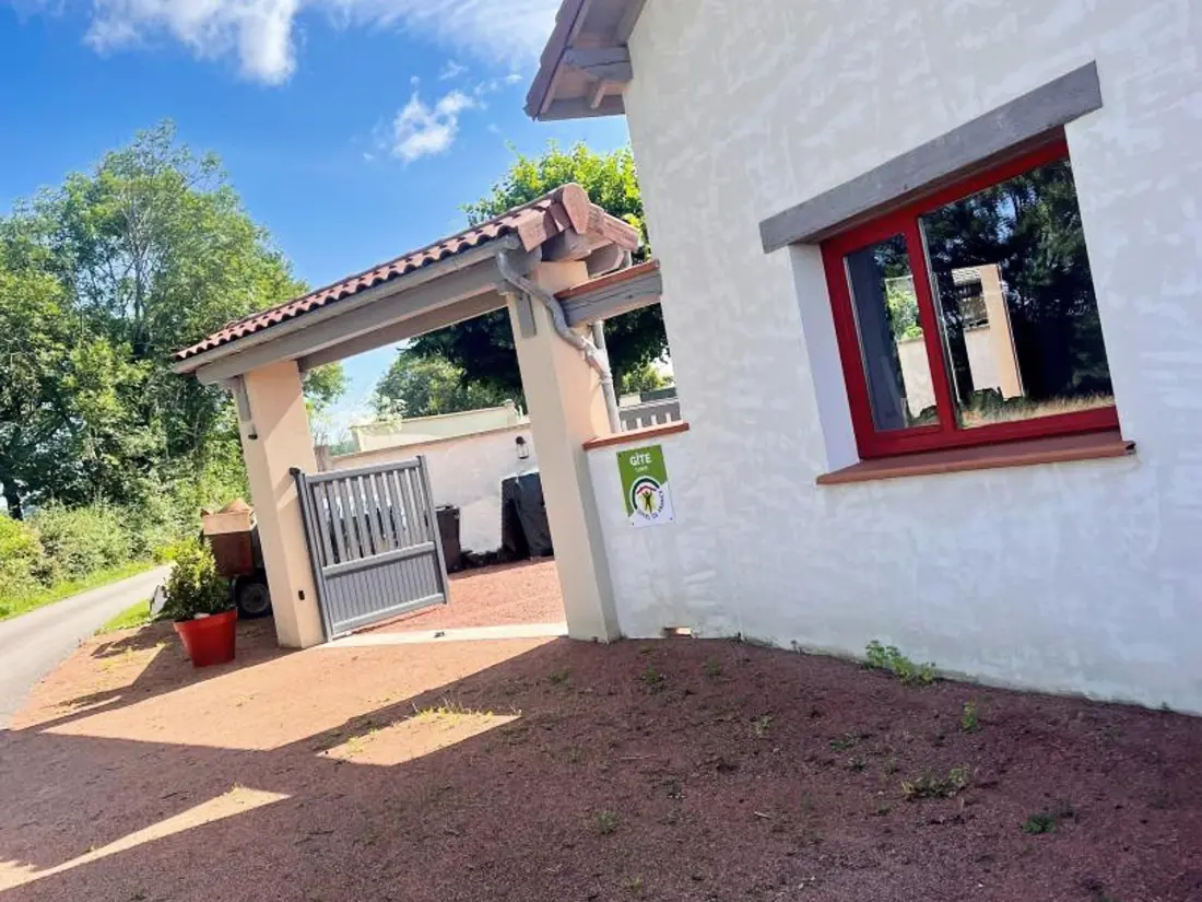 Maison de Vacances NOTRE-DAME-DE-BOISSET 2