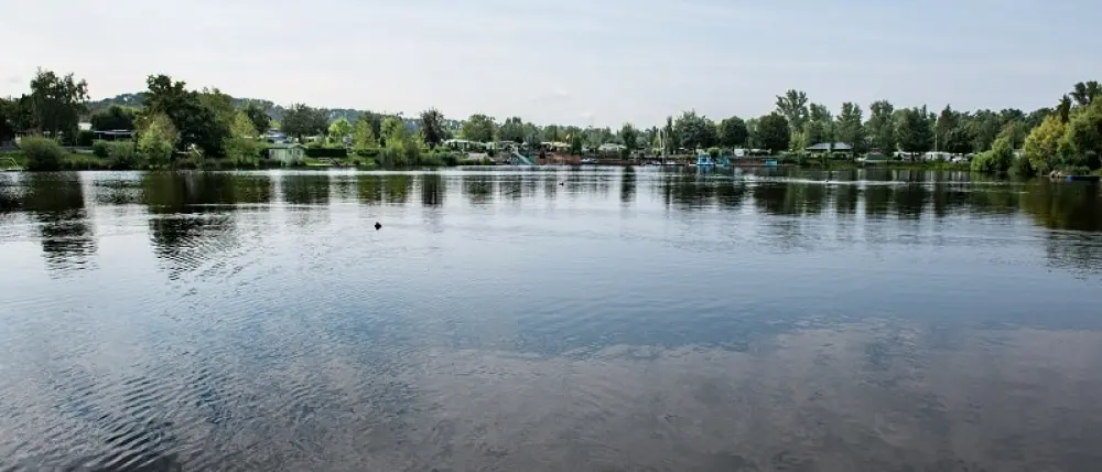 Camping am Hirschfeldsee - Sperrfechter Freizeitpark 3 étoiles★★★