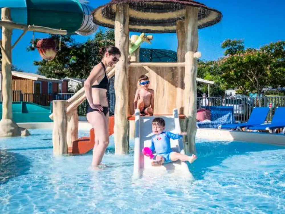 Camping Le Nid D'Eté 4 étoiles★★★★