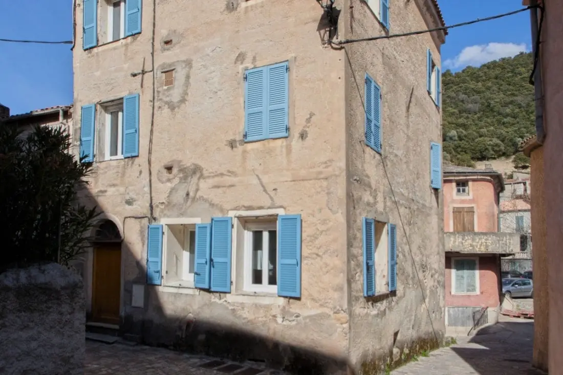 Casa Torra.