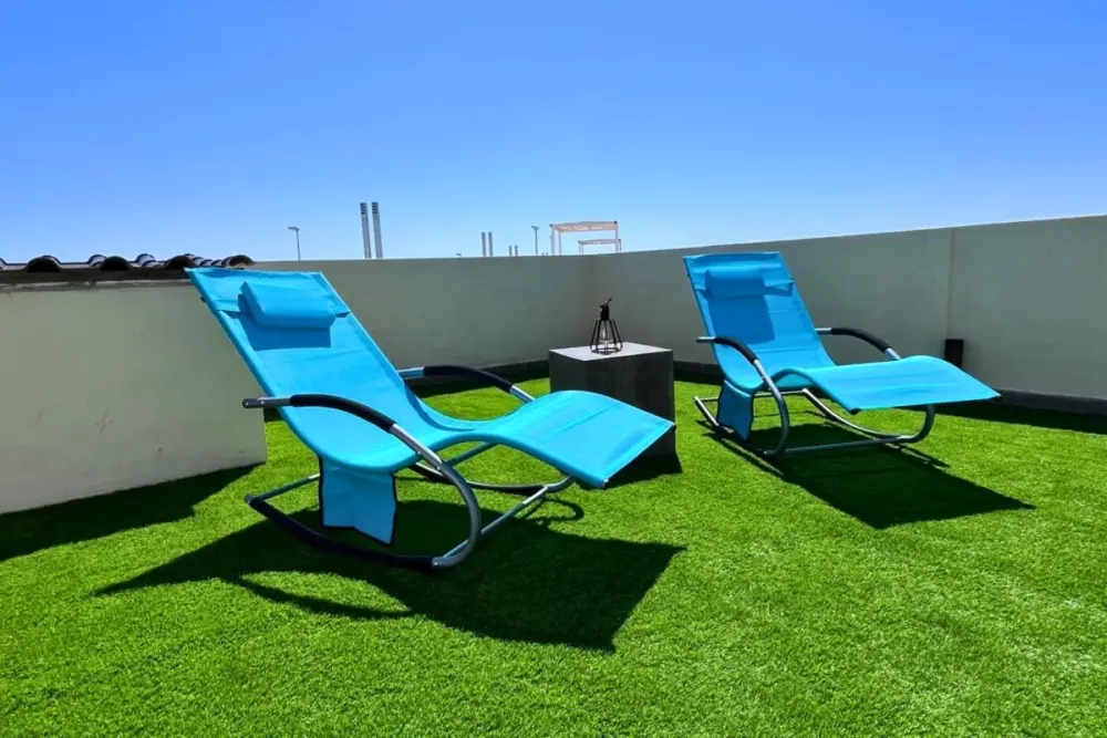 Appartement Moderne Avec Piscine, Terrasse Et Solarium équipé